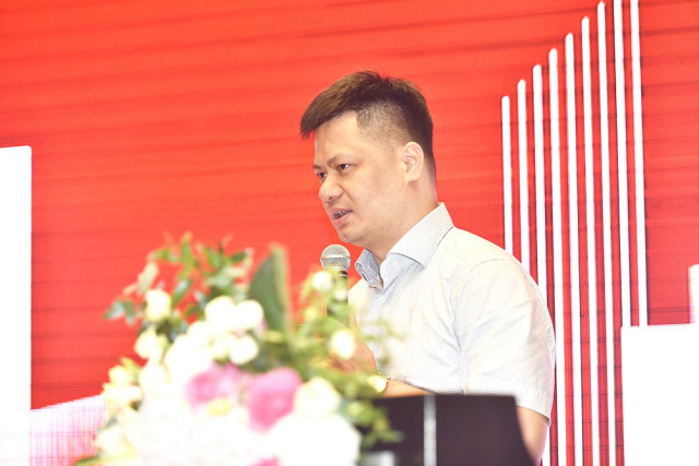 南洋胡氏“重塑产品力 亮剑新未来——2020夏季招商峰会”隆重举行555.png